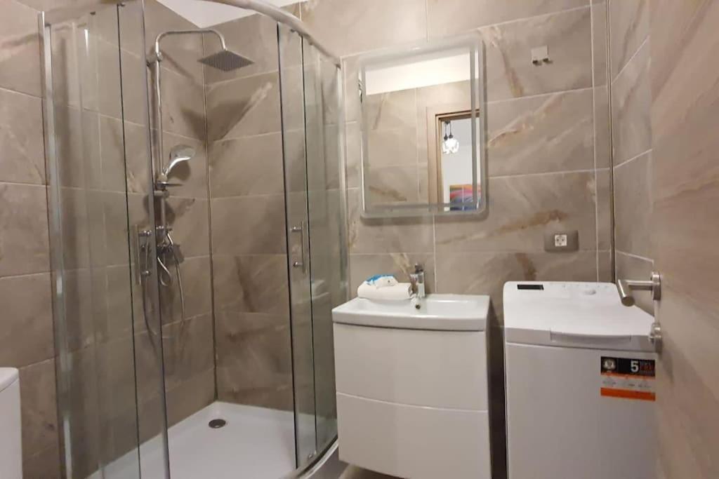 Năvodari Alezzy Beach Apartament Prima Linie La Mare المظهر الخارجي الصورة